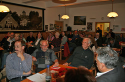 „Alte Schule“ nach wie vor Top-Thema in Hackenbroich - SPD-Fraktion sprach mit den Bürgern vor Ort